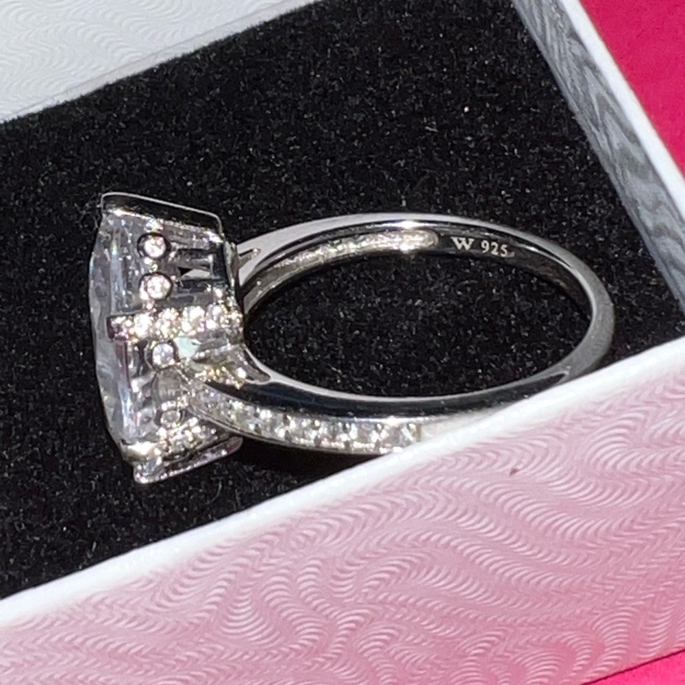 Sterling Silver Signed Wide Boat Cut Ring - Picture 4 of 5